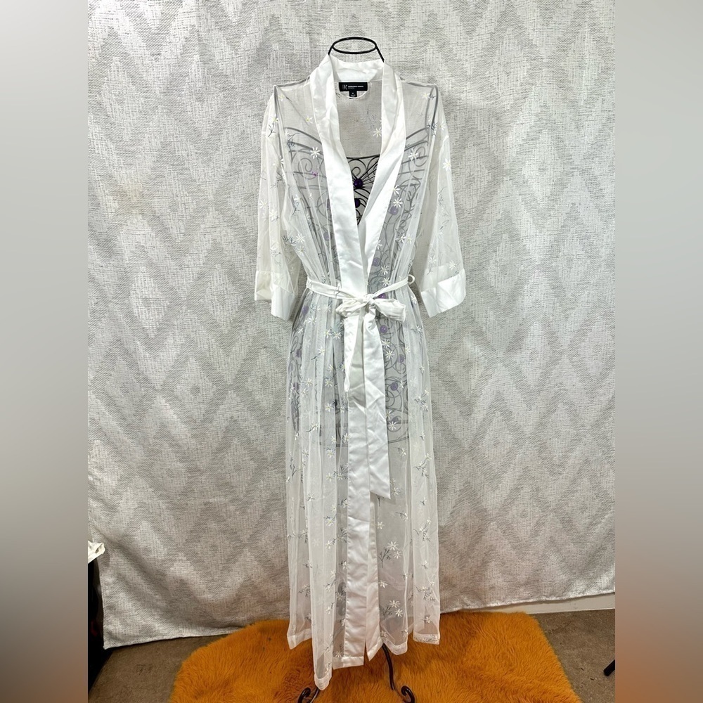 inc international concepts sheer floral robe size M